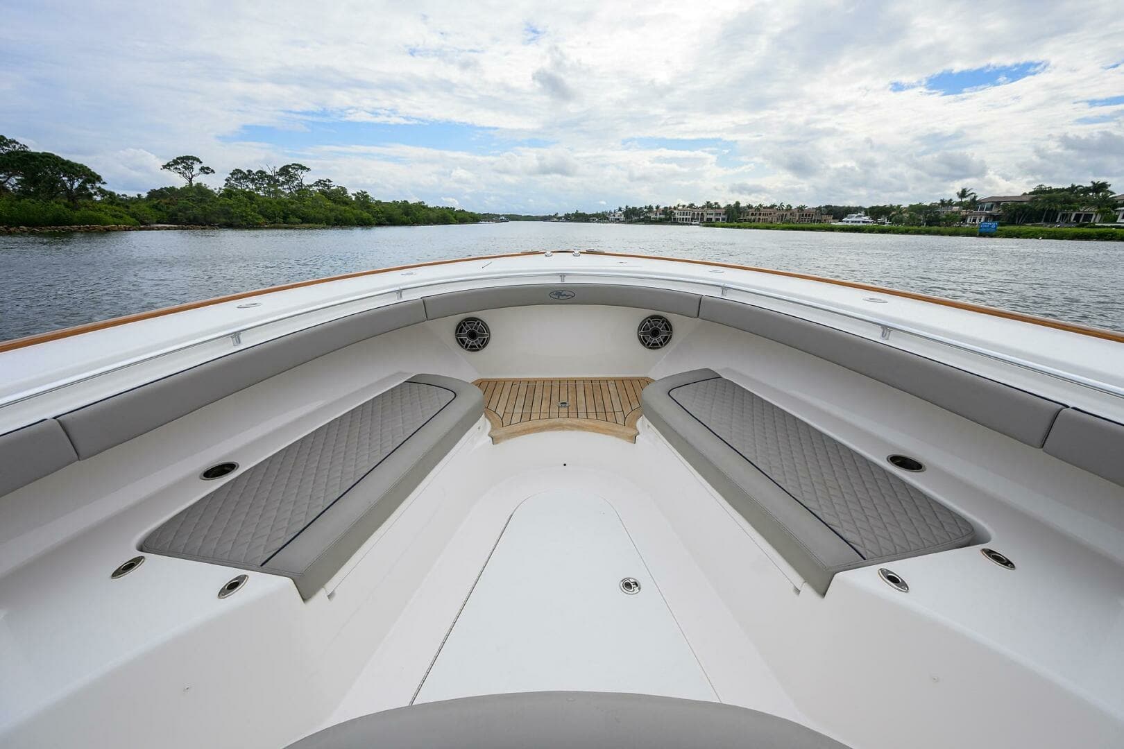 Bow Seating
