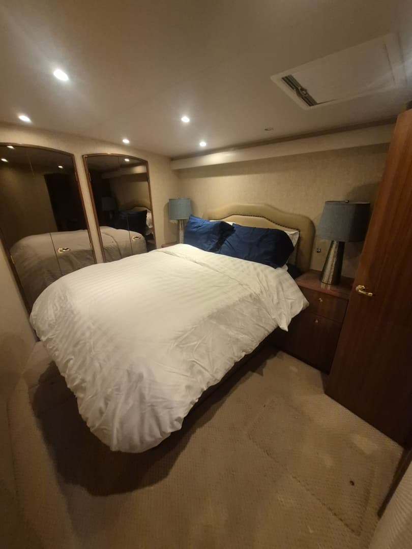 2006 Viking 56 Convertible