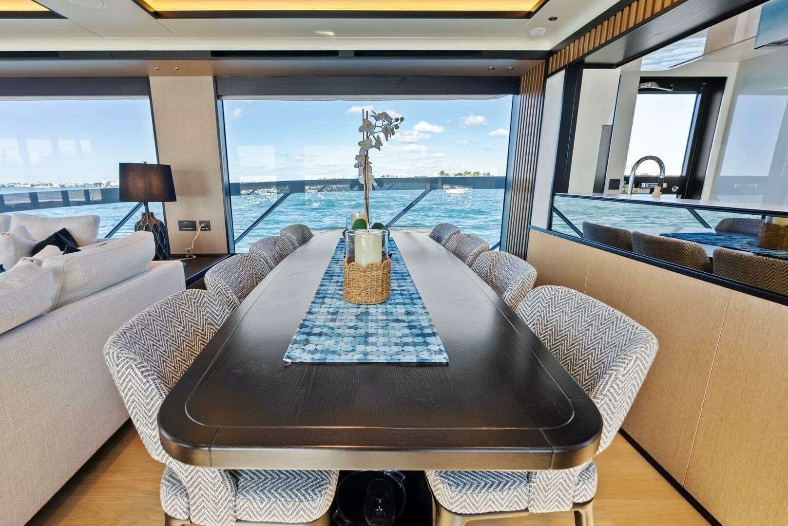 2025 Absolute 75 Navetta