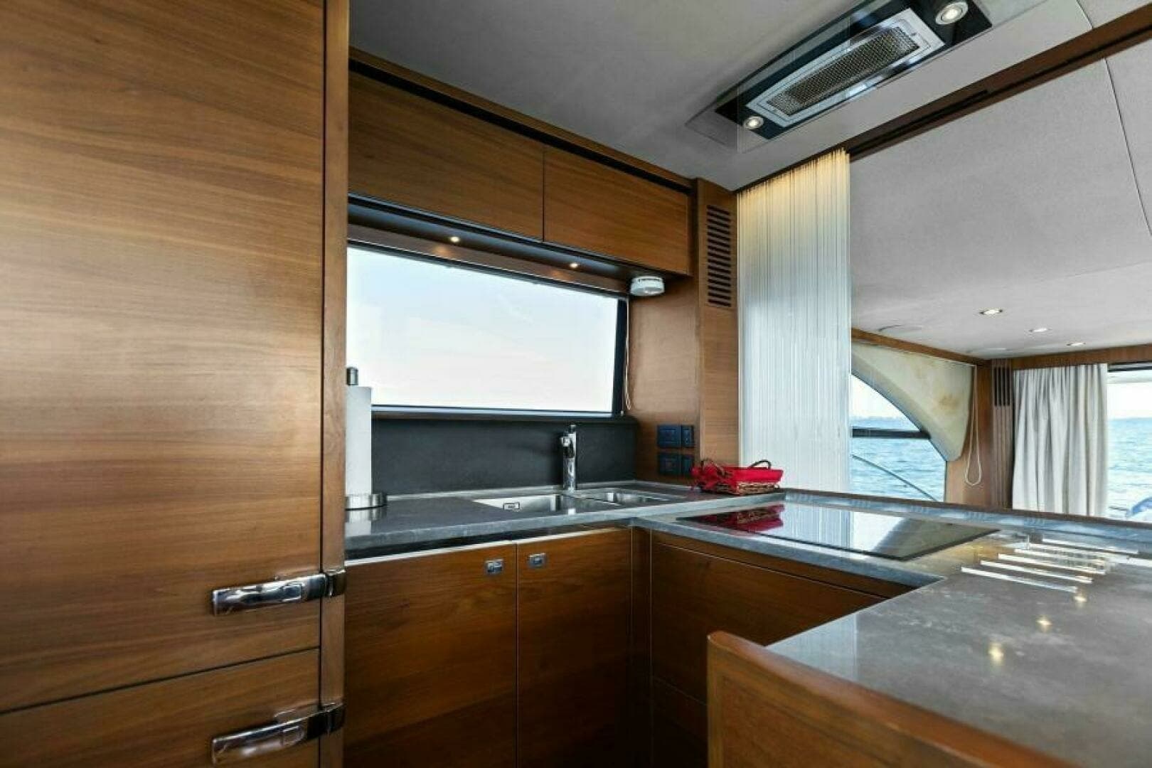 2016 60 Princess Flybridge - Princess Rose Too - 