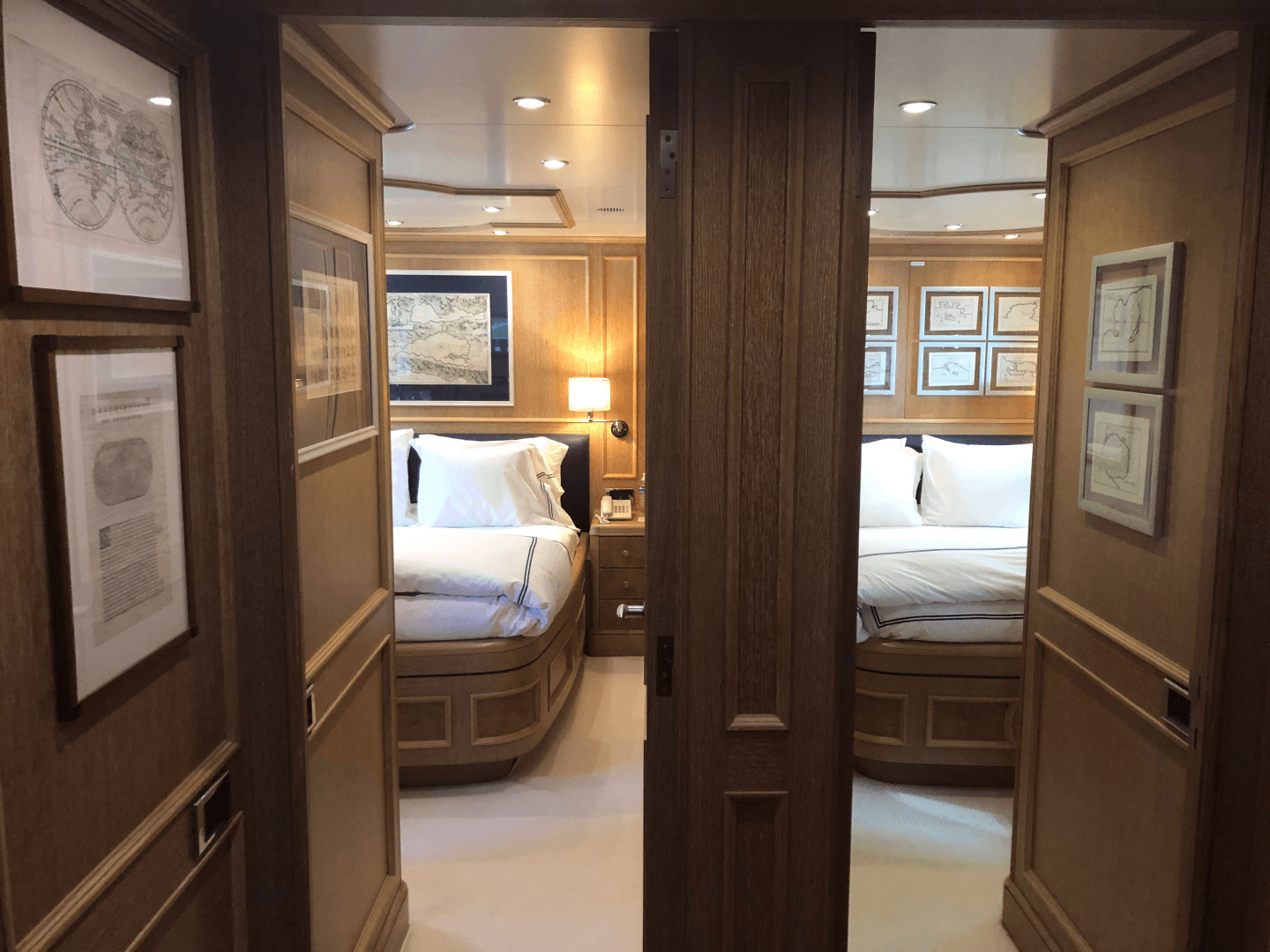 2004 Benetti Cockpit