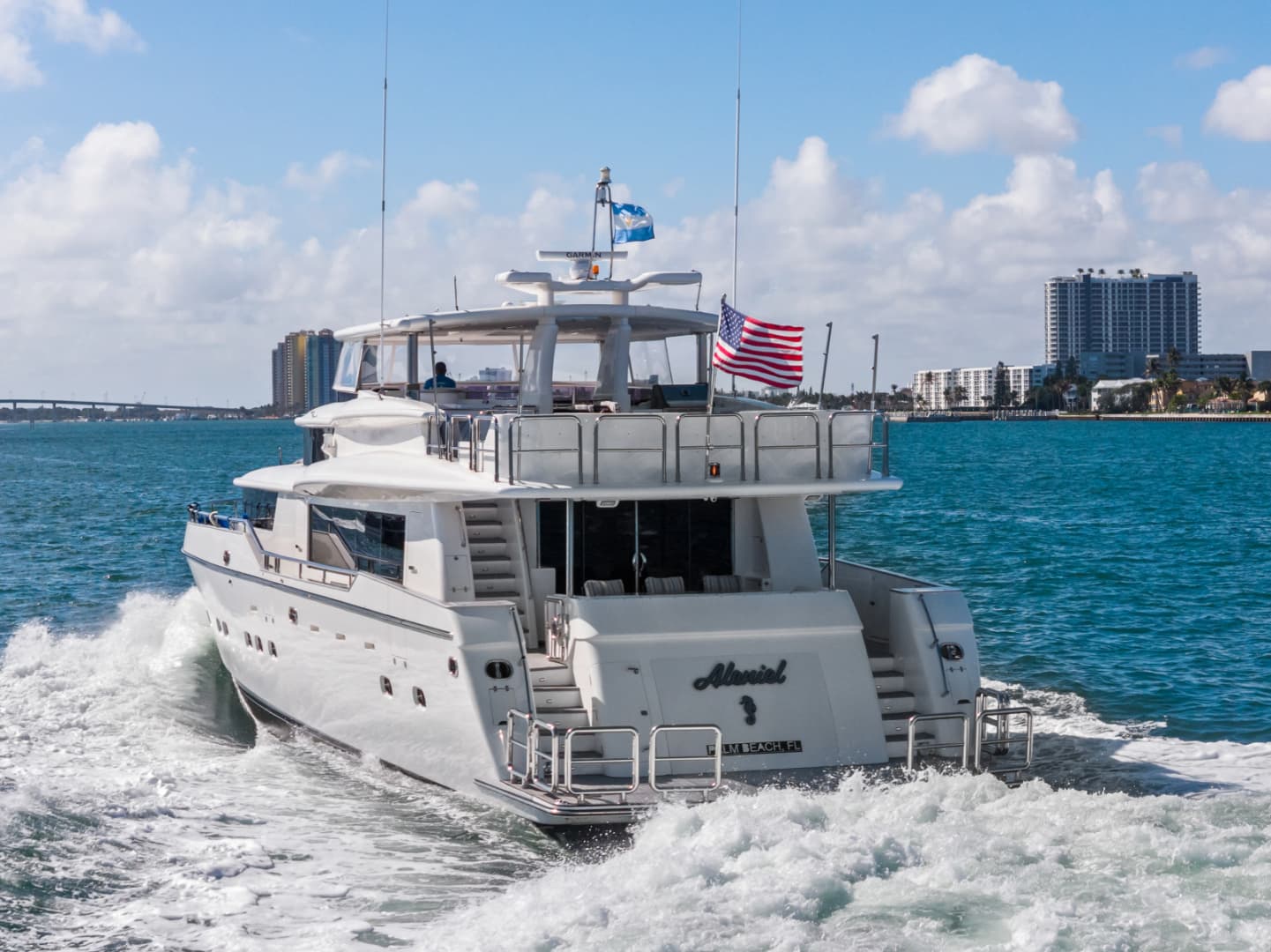 2005 Johnson 87' Motor Yacht