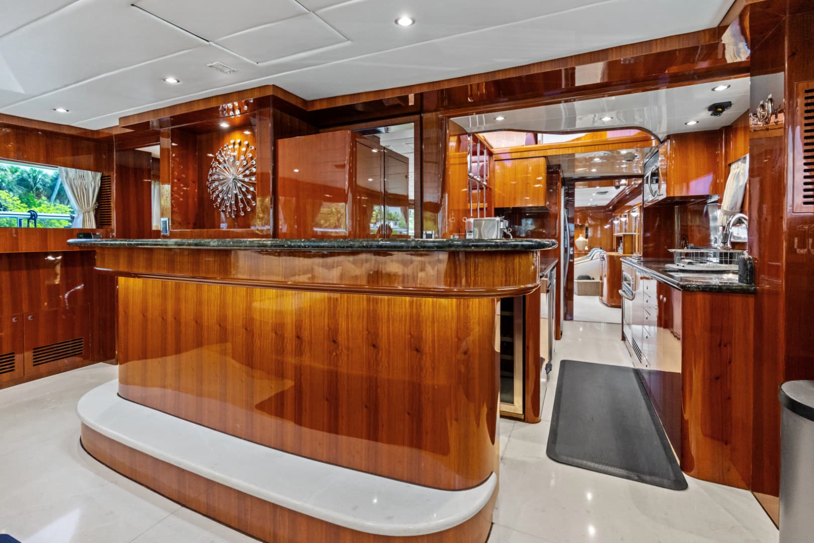 2005 Johnson 87' Motor Yacht
