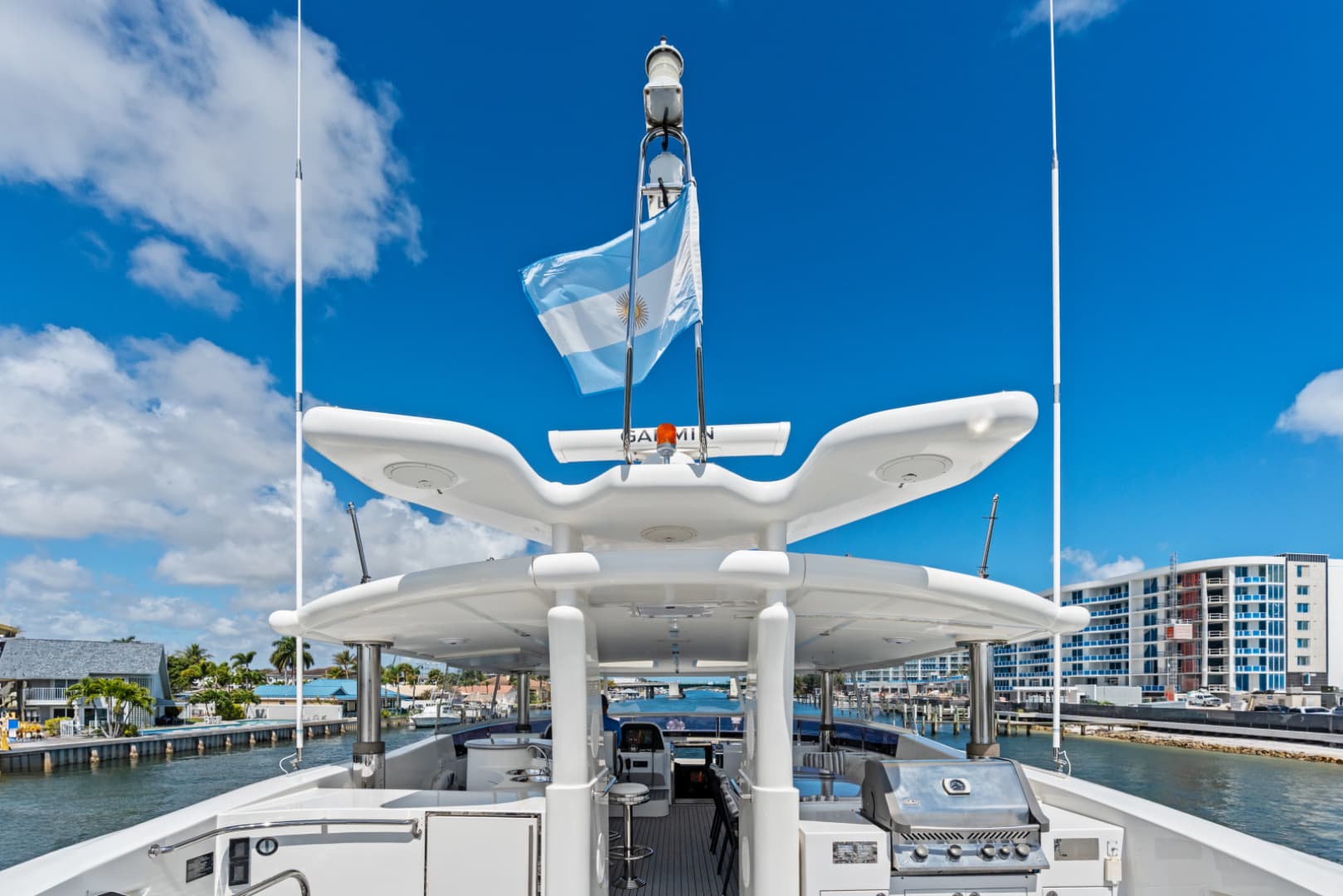 2005 Johnson 87' Motor Yacht