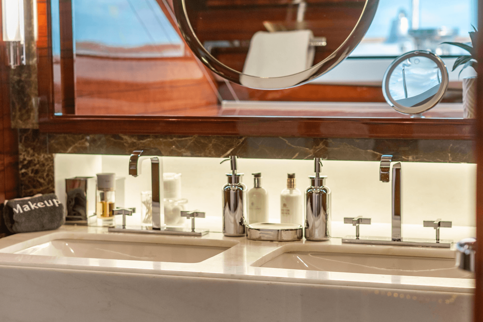 2011 Benetti Classic 121