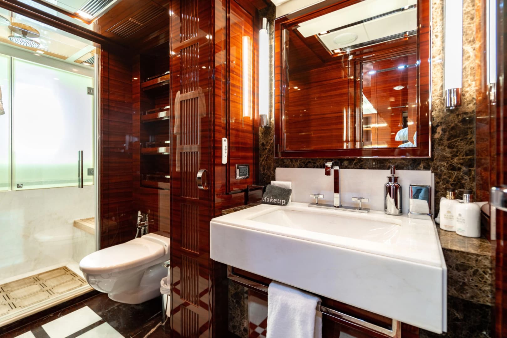 2011 Benetti Classic 121