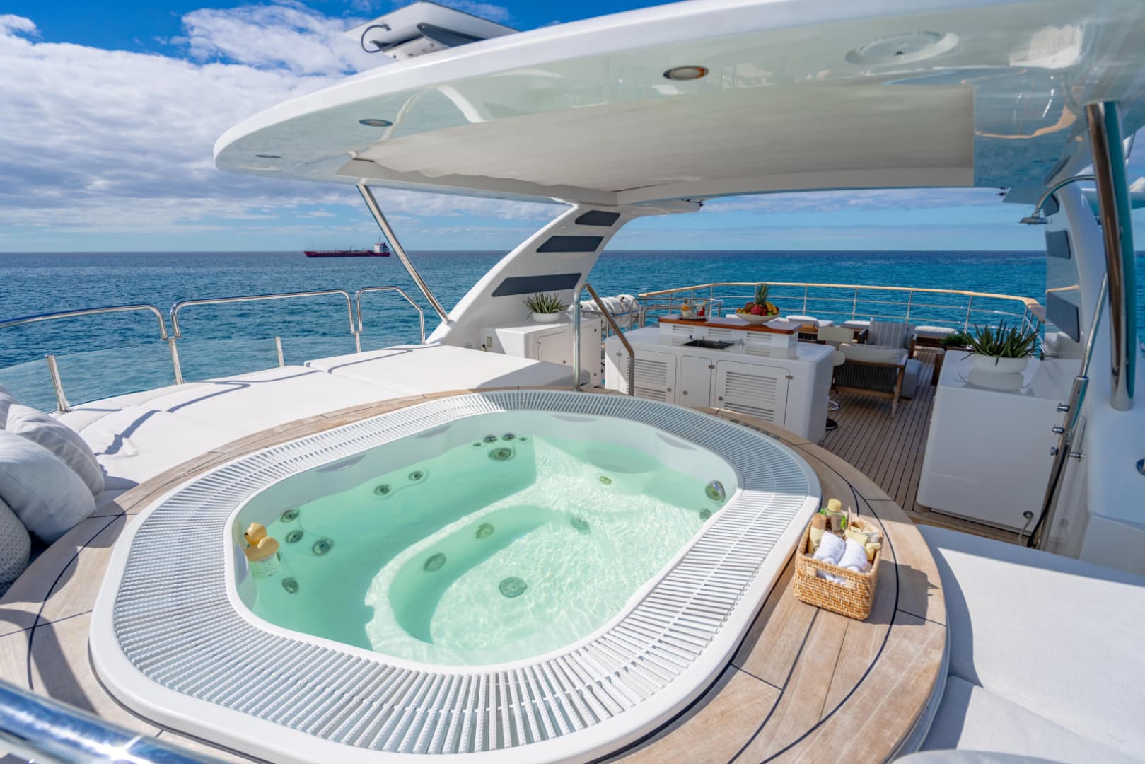 2011 Benetti Classic 121
