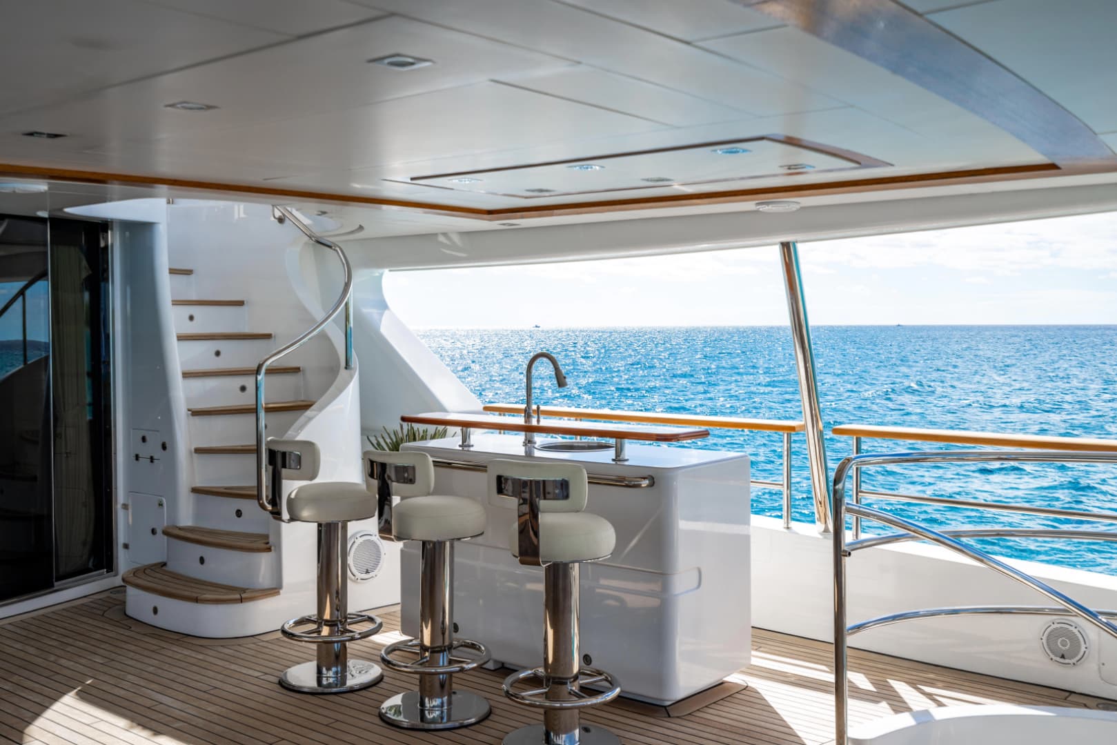 2011 Benetti Classic 121