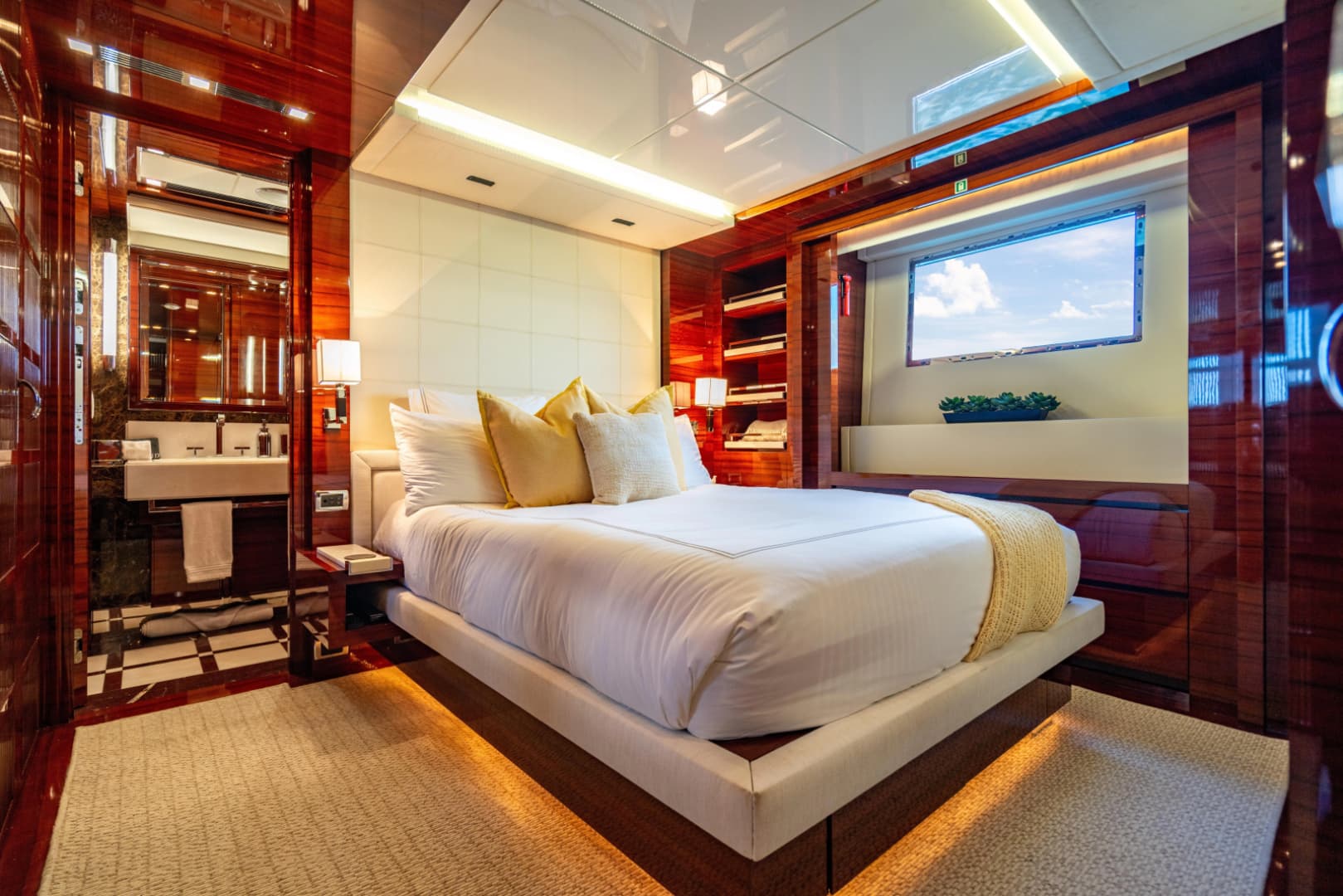 2011 Benetti Classic 121