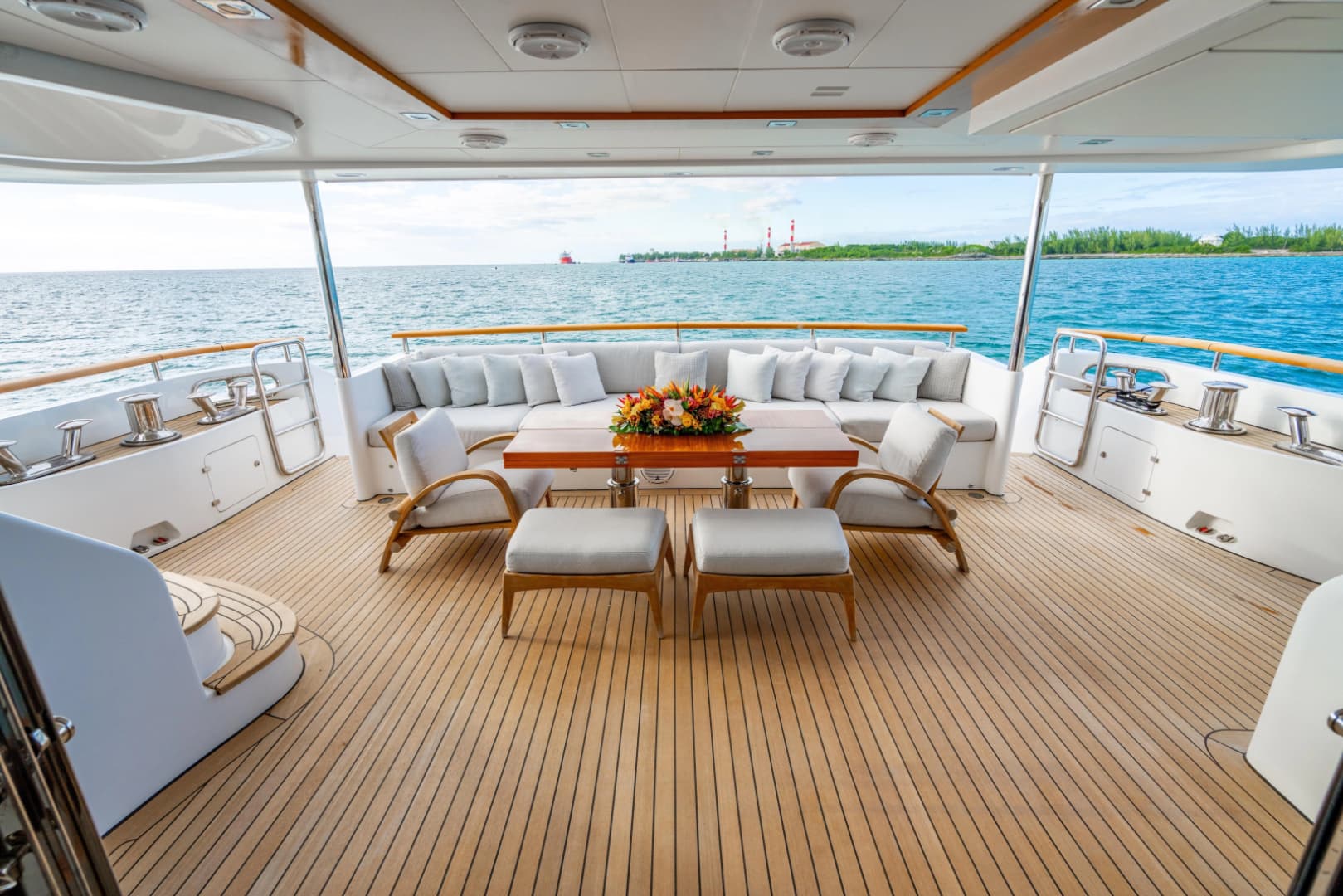 2011 Benetti Classic 121