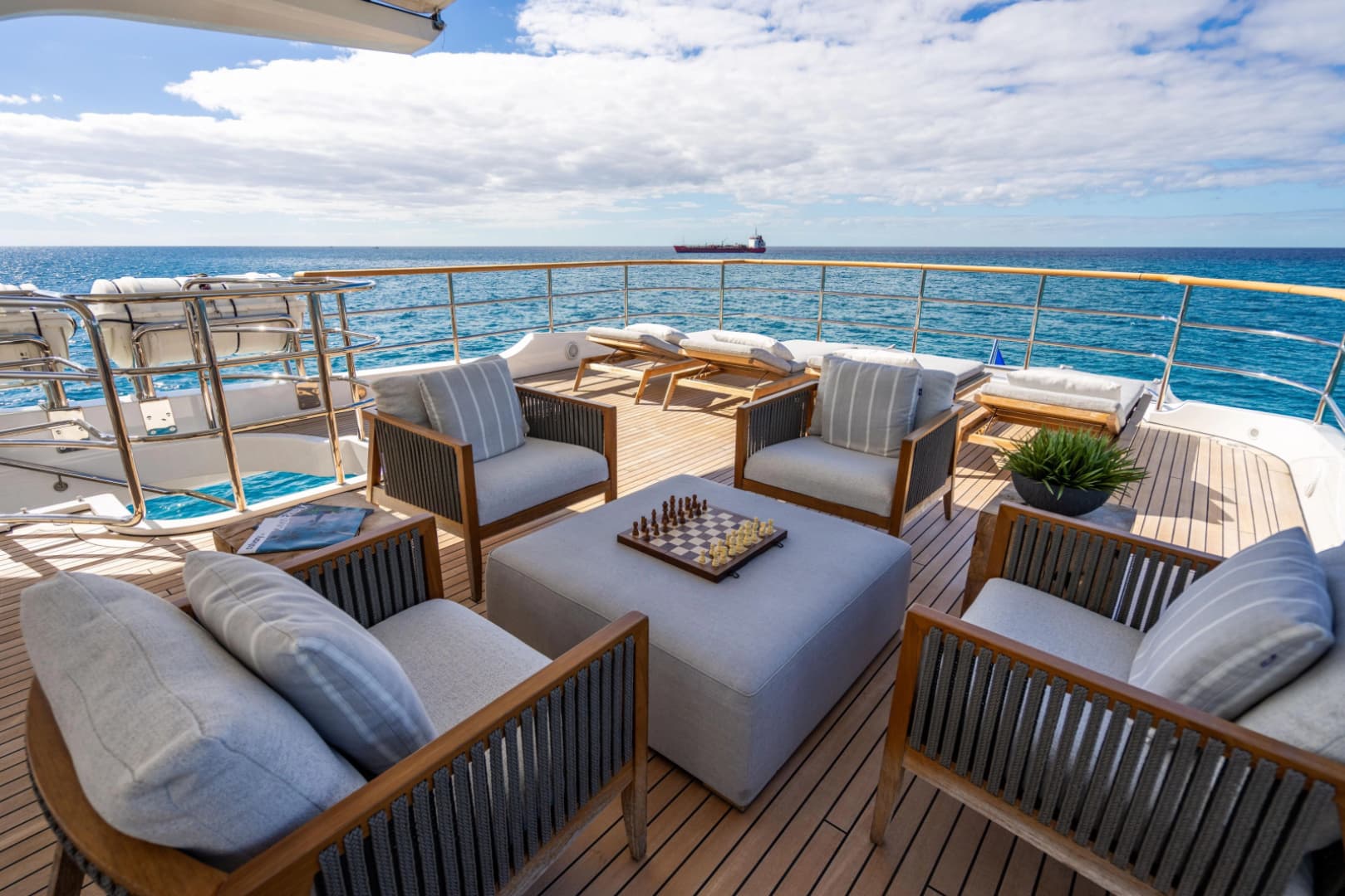 2011 Benetti Classic 121