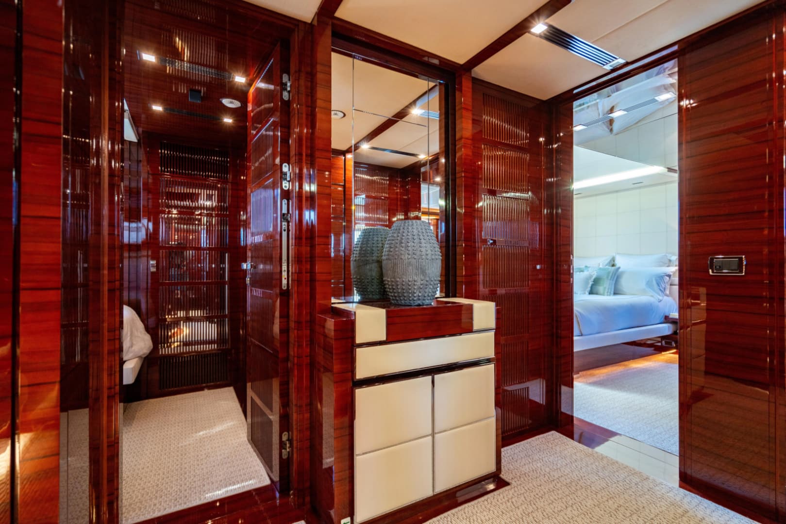 2011 Benetti Classic 121