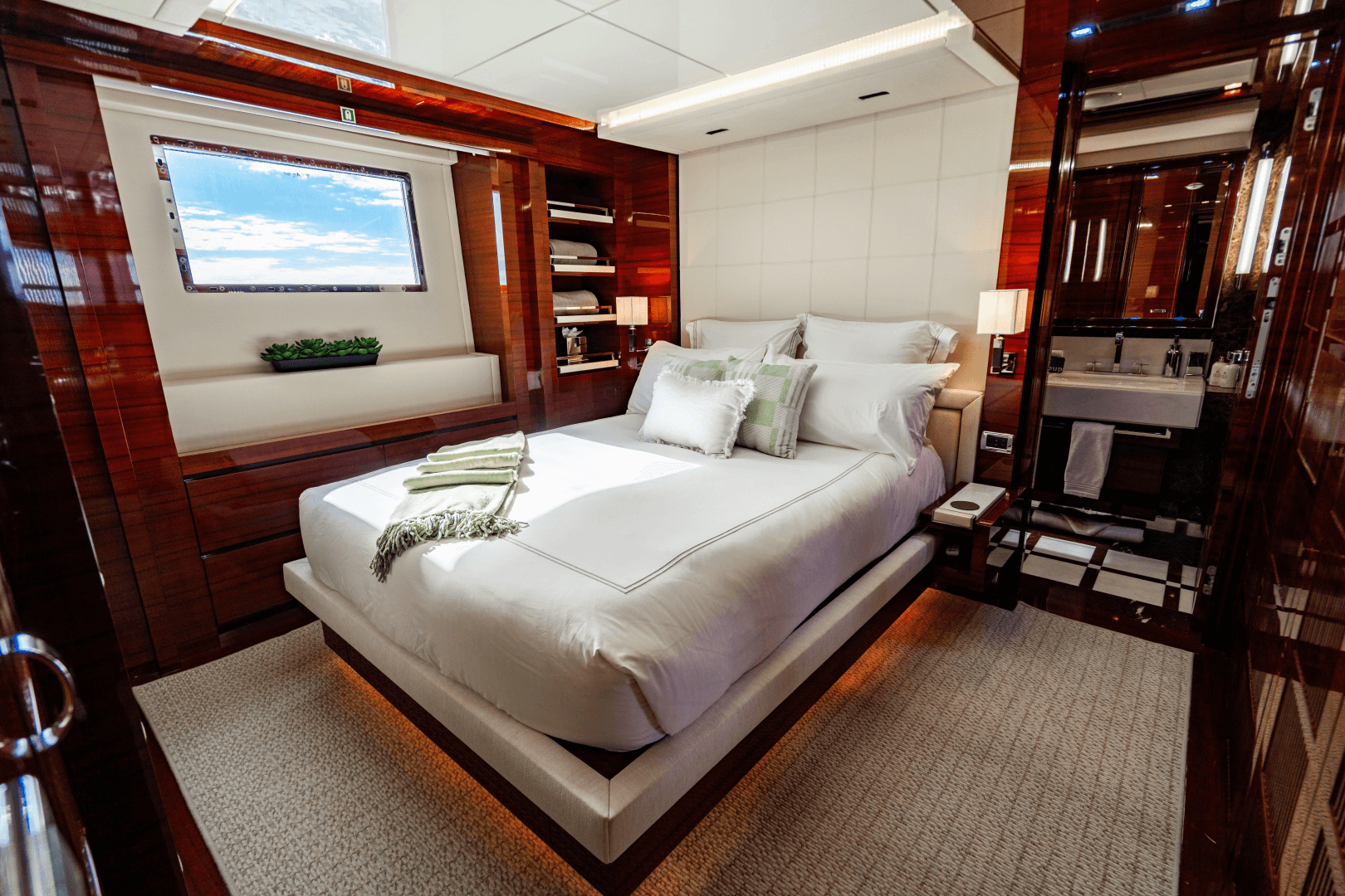 2011 Benetti Classic 121