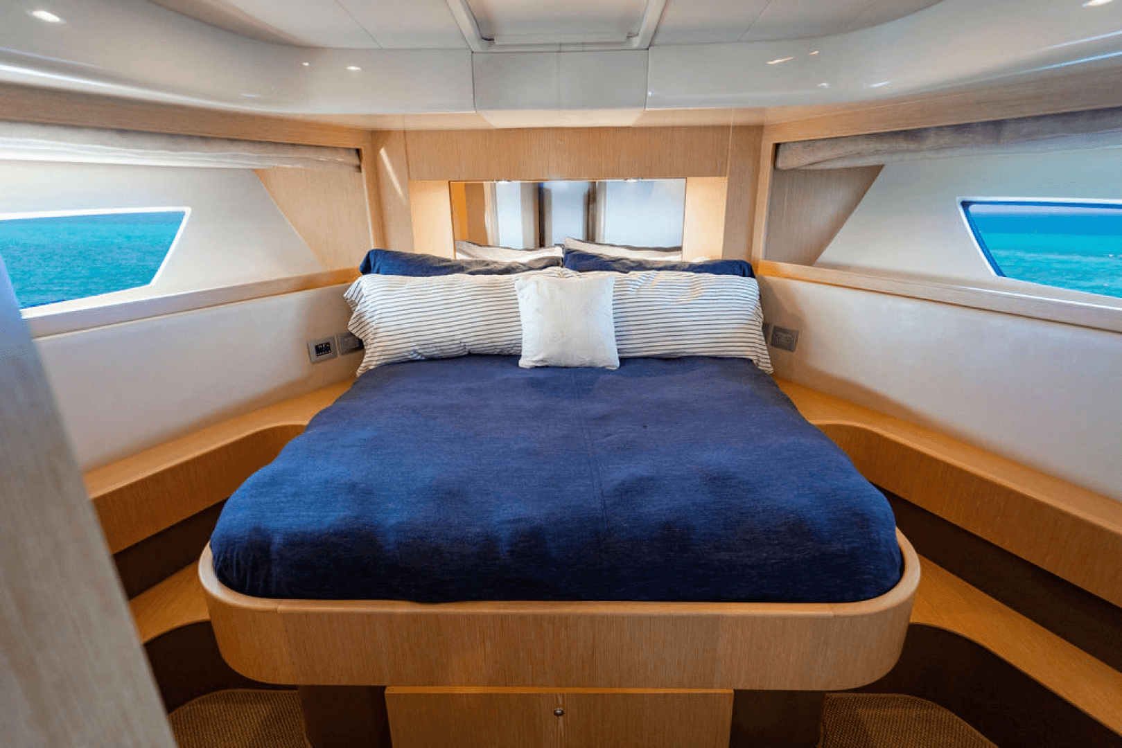 2012 Ferretti Yachts 62 FLY