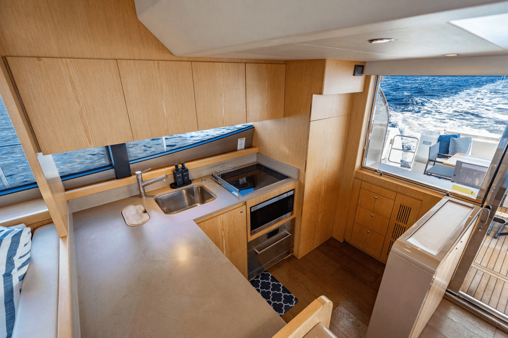 2012 Ferretti Yachts 62 FLY