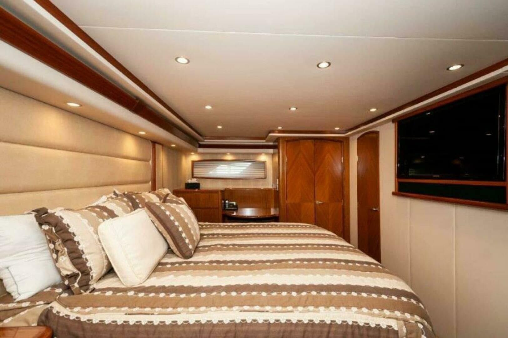 2012 76 Viking Sky Bridge Barefoot Drive Master Stateroom (5)