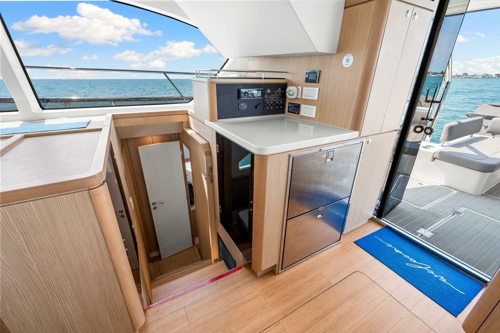 2021 44 Aquila MY Memories Not Dreams Master Stateroom 
