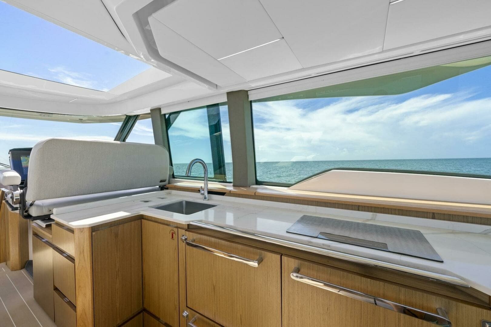 2023 Tiara Yachts EX 60