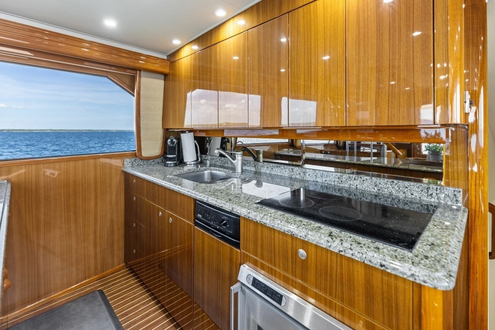 2008 Viking 68 Skybridge "Liquid Apple"