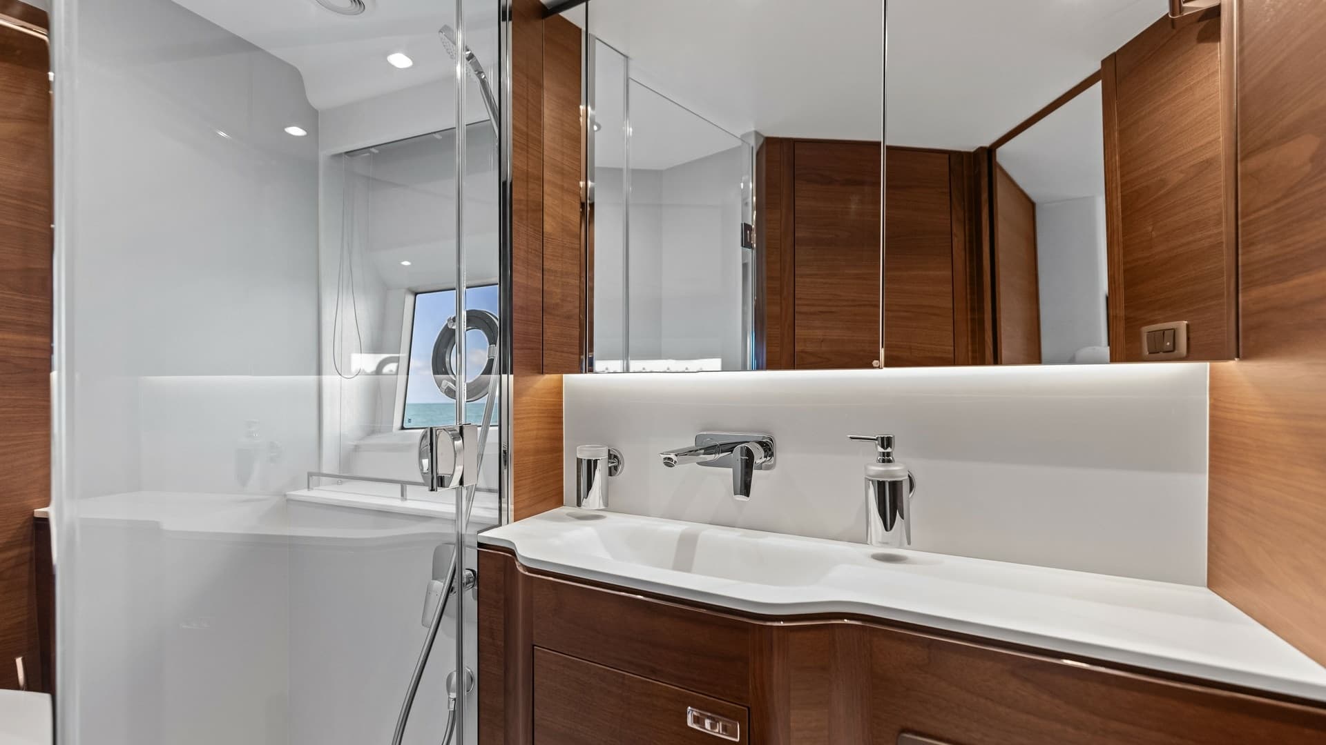 Elegant VIP Stateroom En-Suite Bathroom