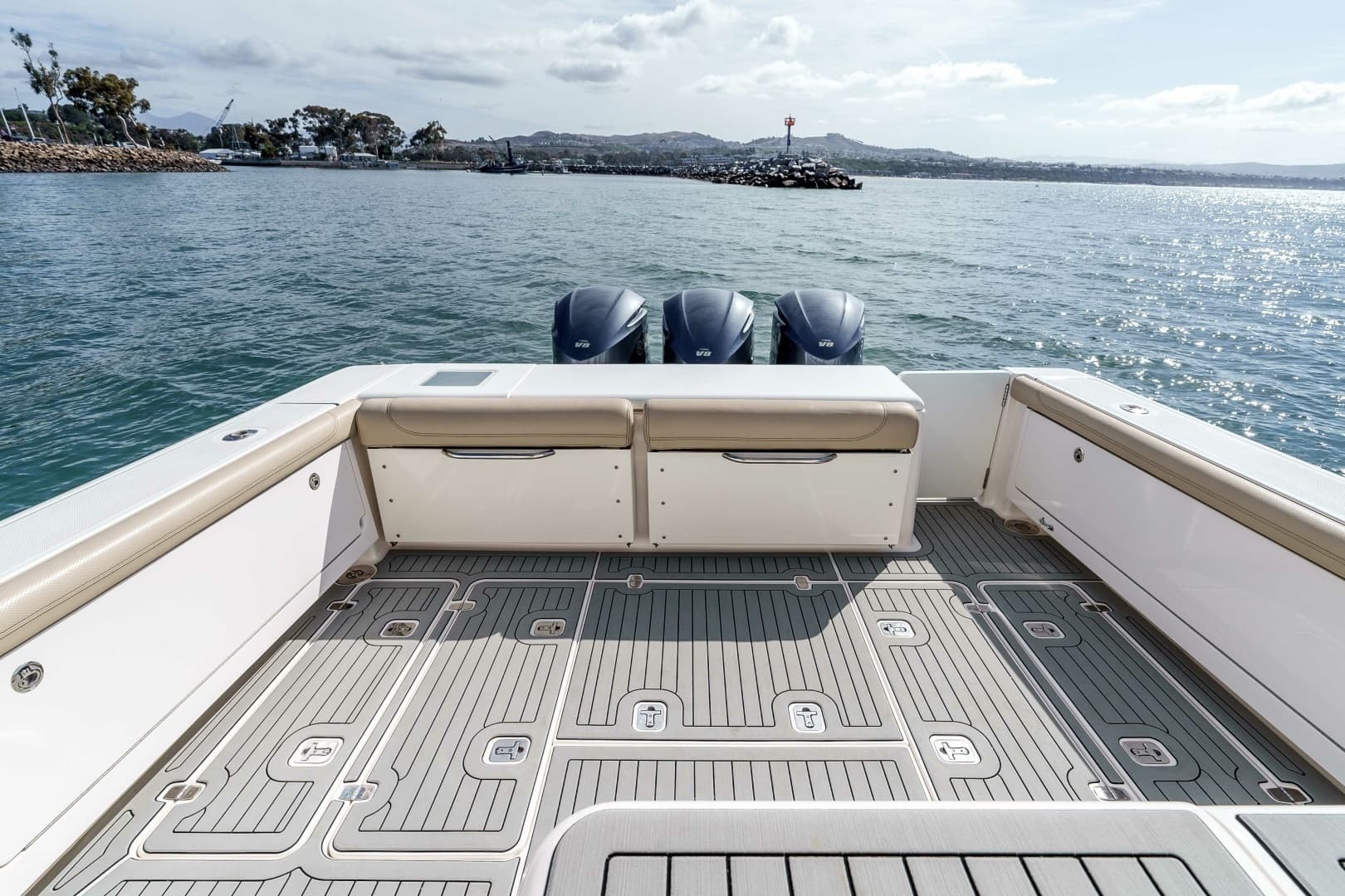 2018 Pursuit 385 Offshore "Tag Team"