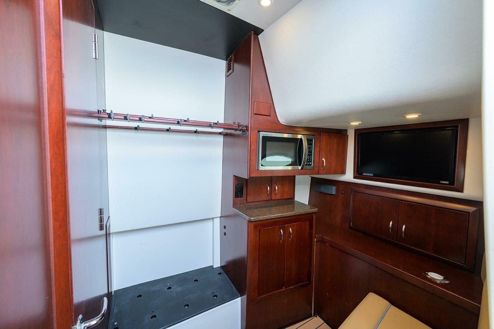 2018 Buddy Davis 42 Center Console - Cabin