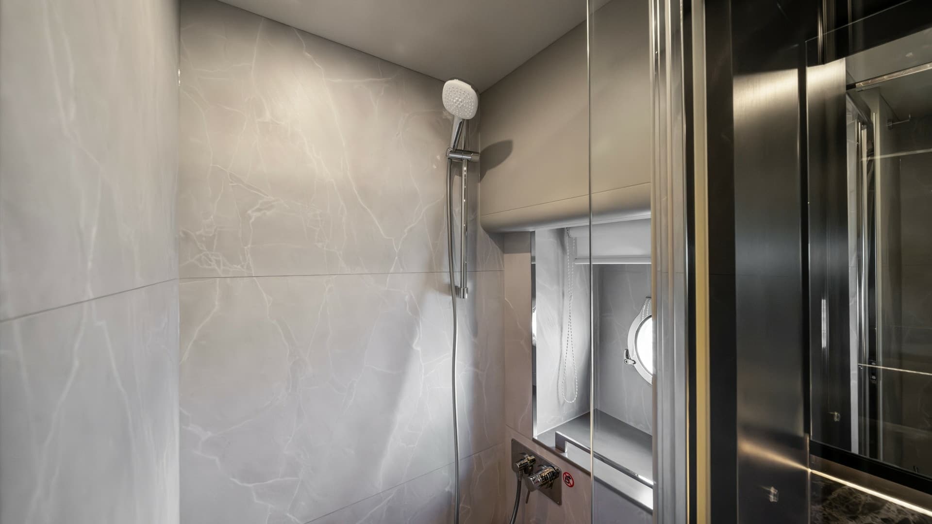 Luxurious Ensuite Shower