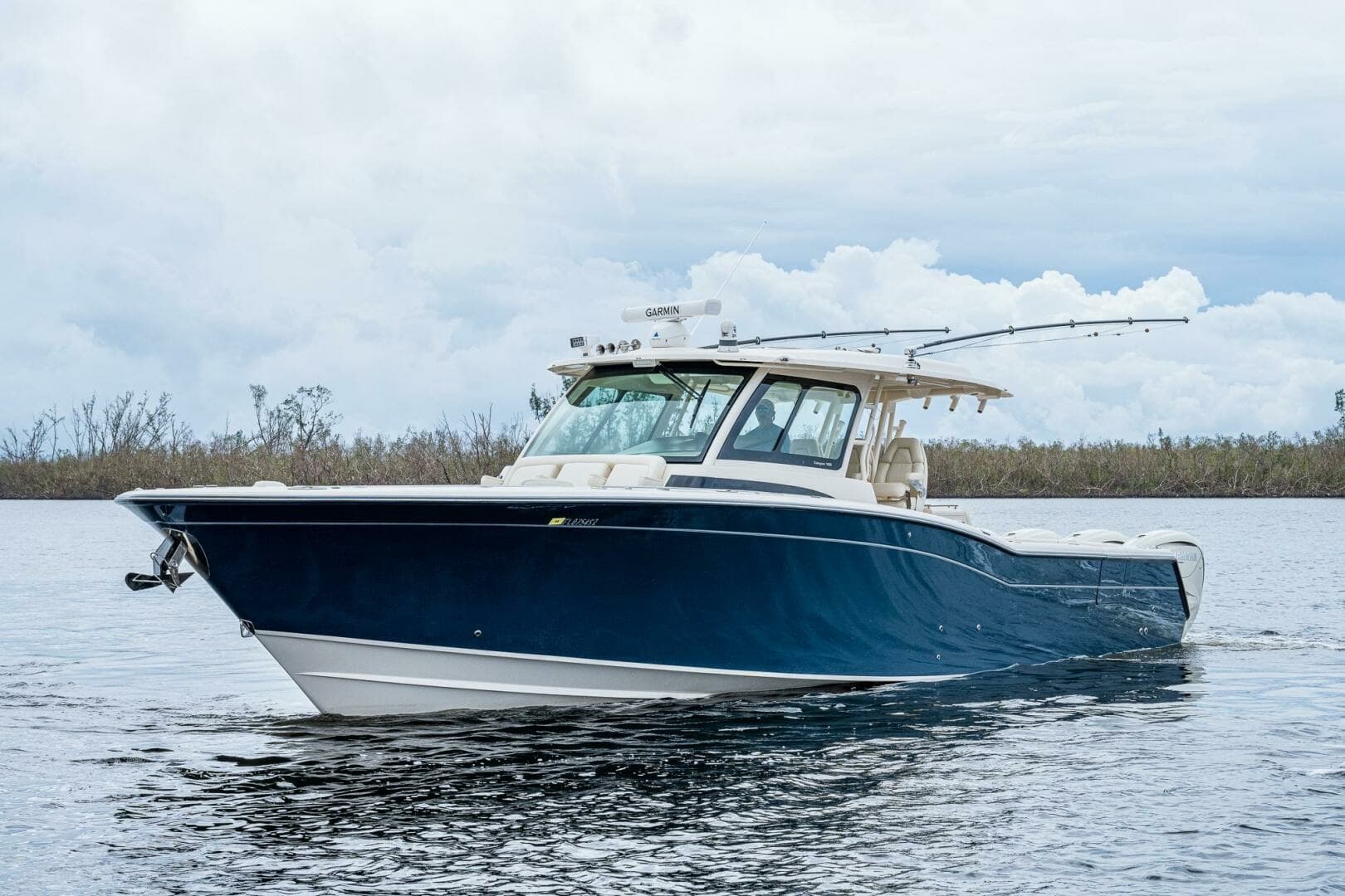 Grady White 45 Pura Vida - Exterior Profile