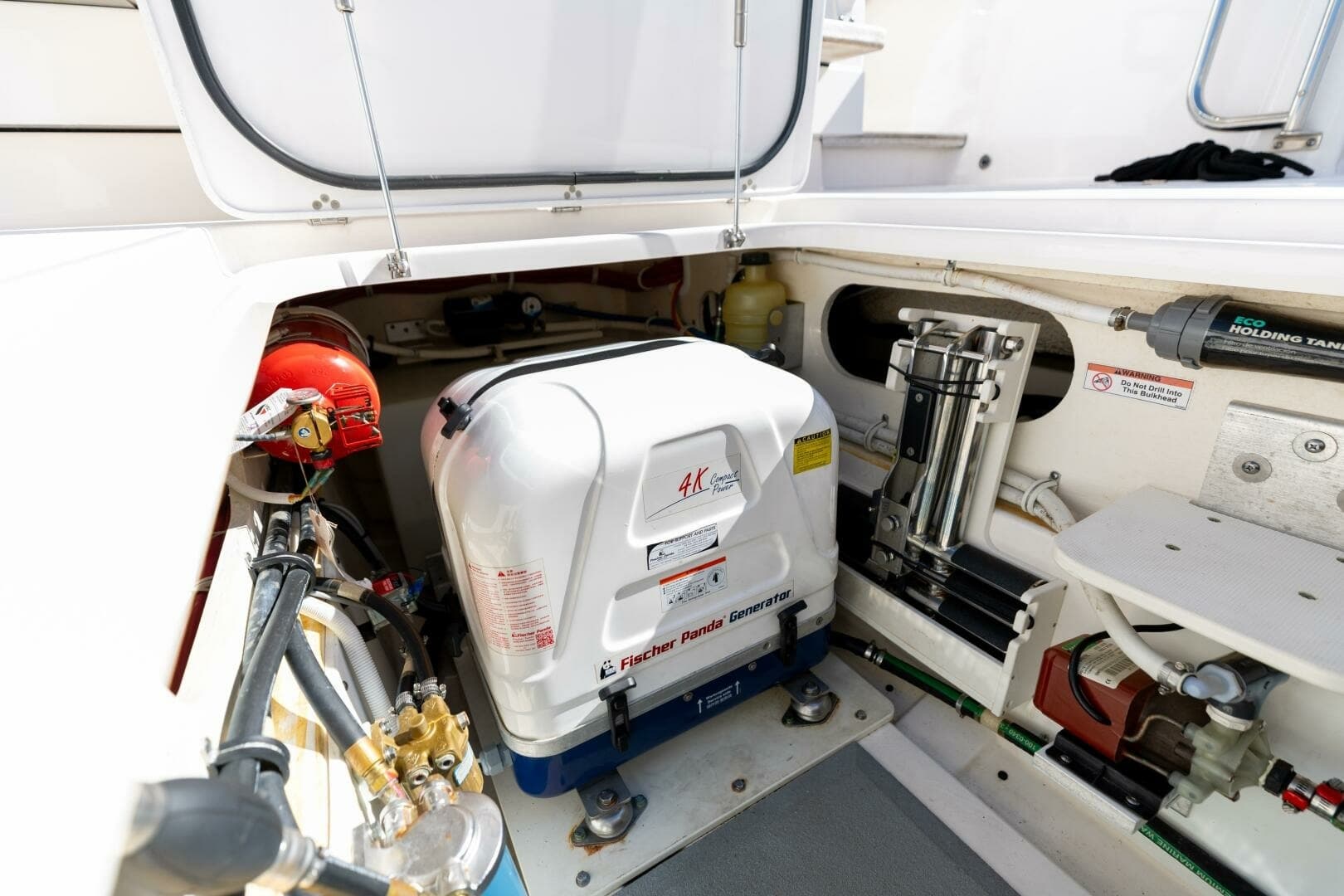 2019 Pursuit S 368 Moon Dogg Generator