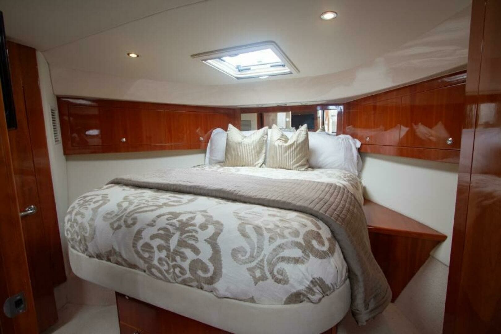 2012 Riviera 50 Sport Yacht - "CONTESSA": Luxurious Forward Stateroom