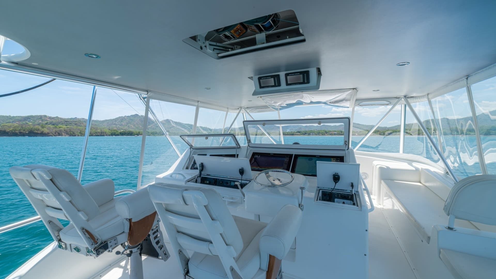 Flybridge Helm Station with Seating