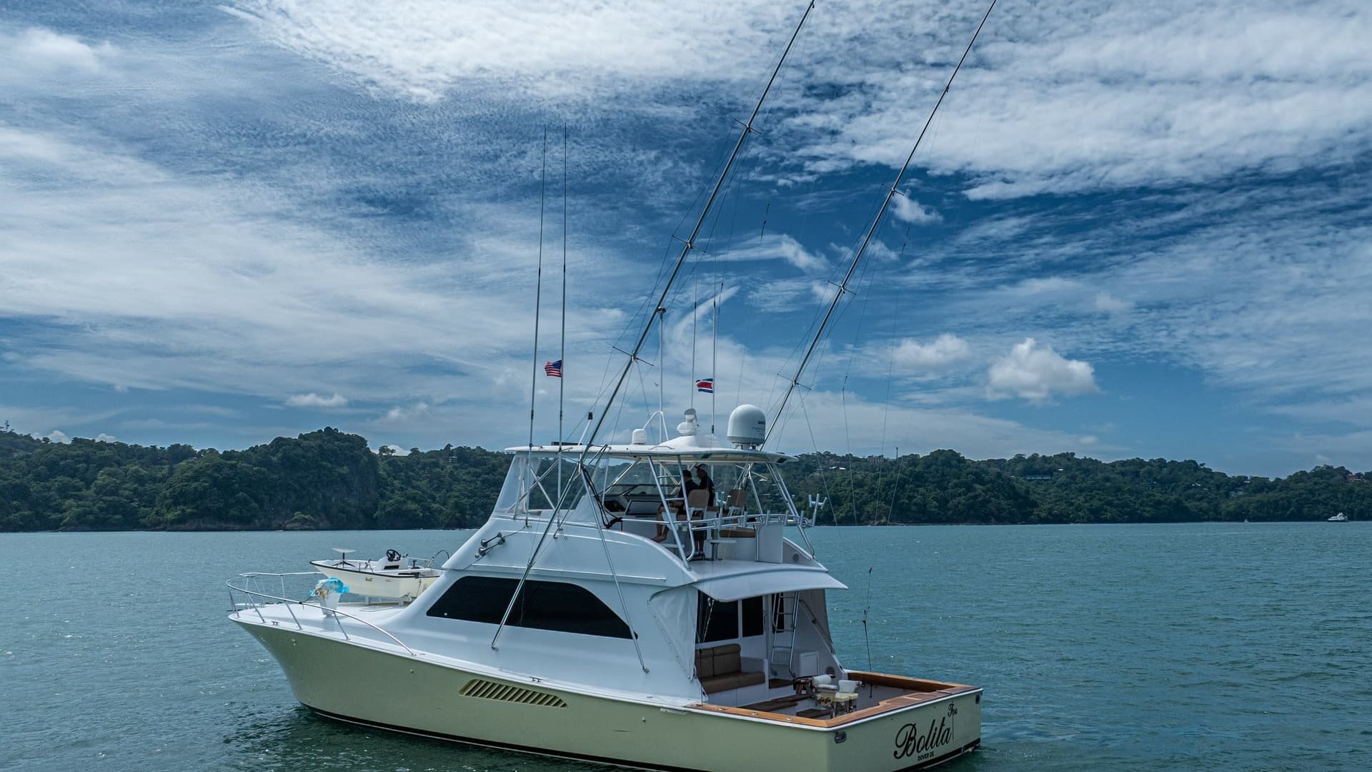 Aft Deck and Starboard View 2002 Viking 61 Convertible
