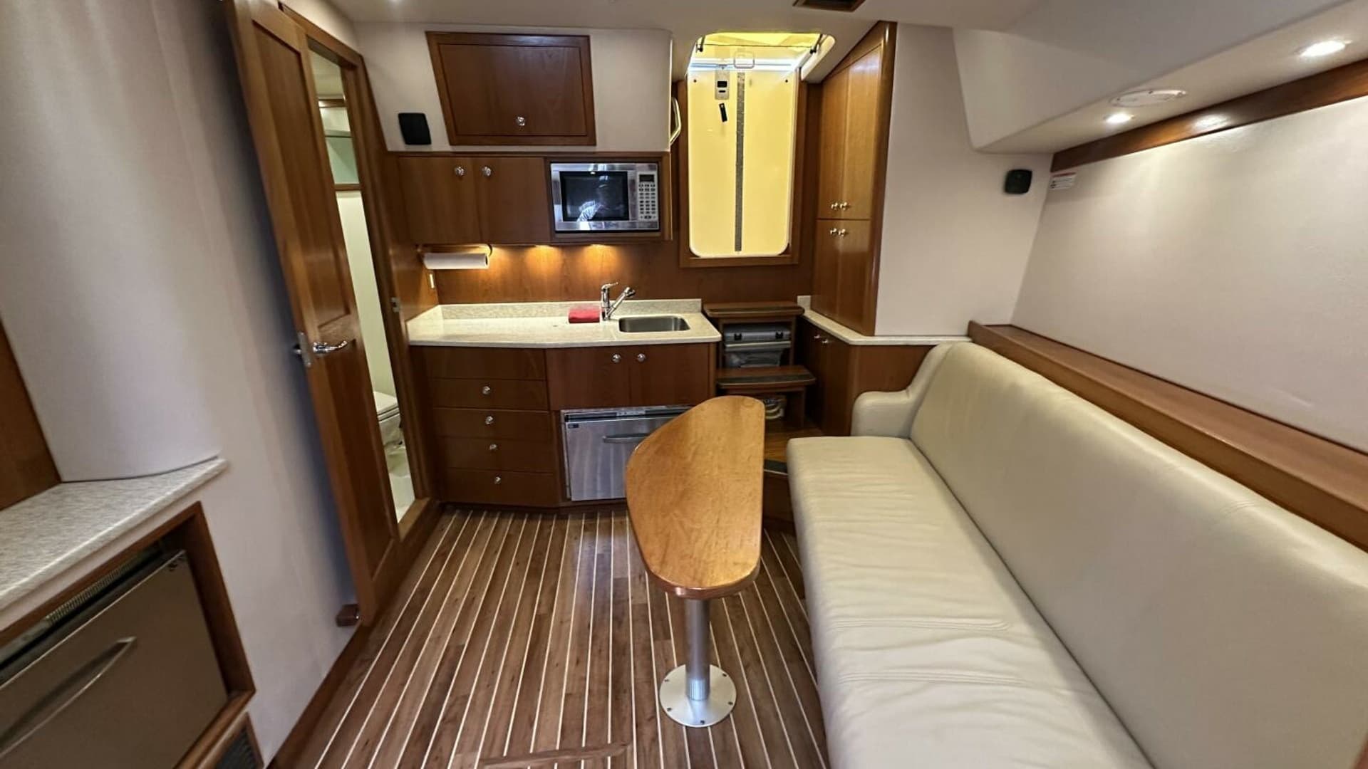 2007 Albemarle 360 Express - "SQUID INC"