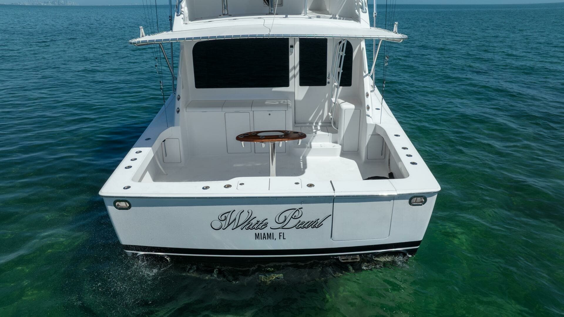 2006 Viking 52 Convertible