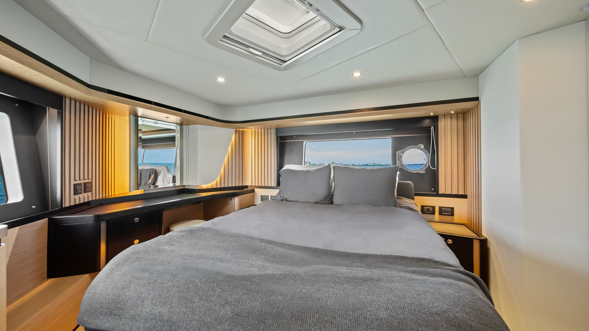 2026 Absolute Navetta 58 "Andiamo"