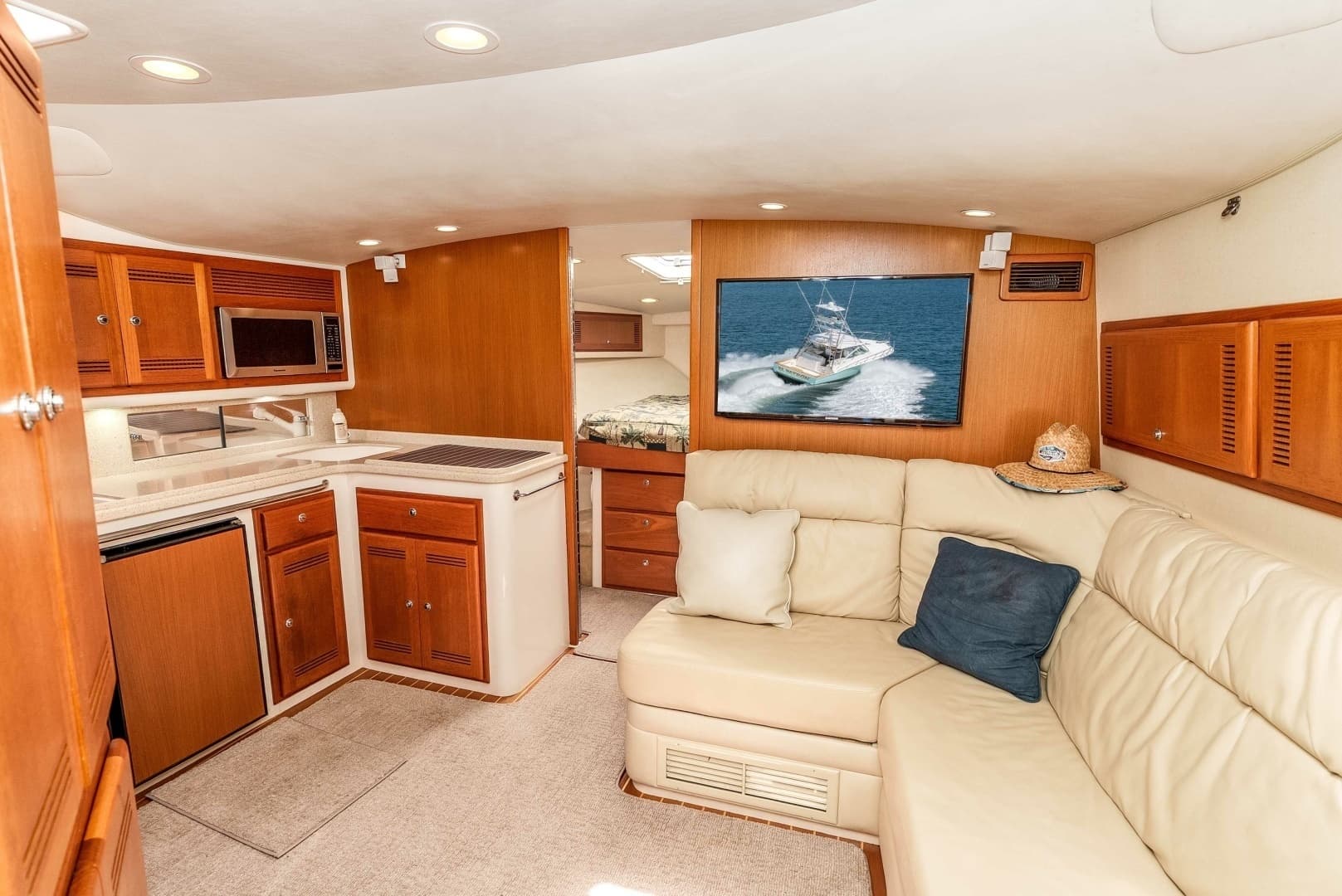 2005 Cabo 40 Express "El Patron" - Salon and Galley