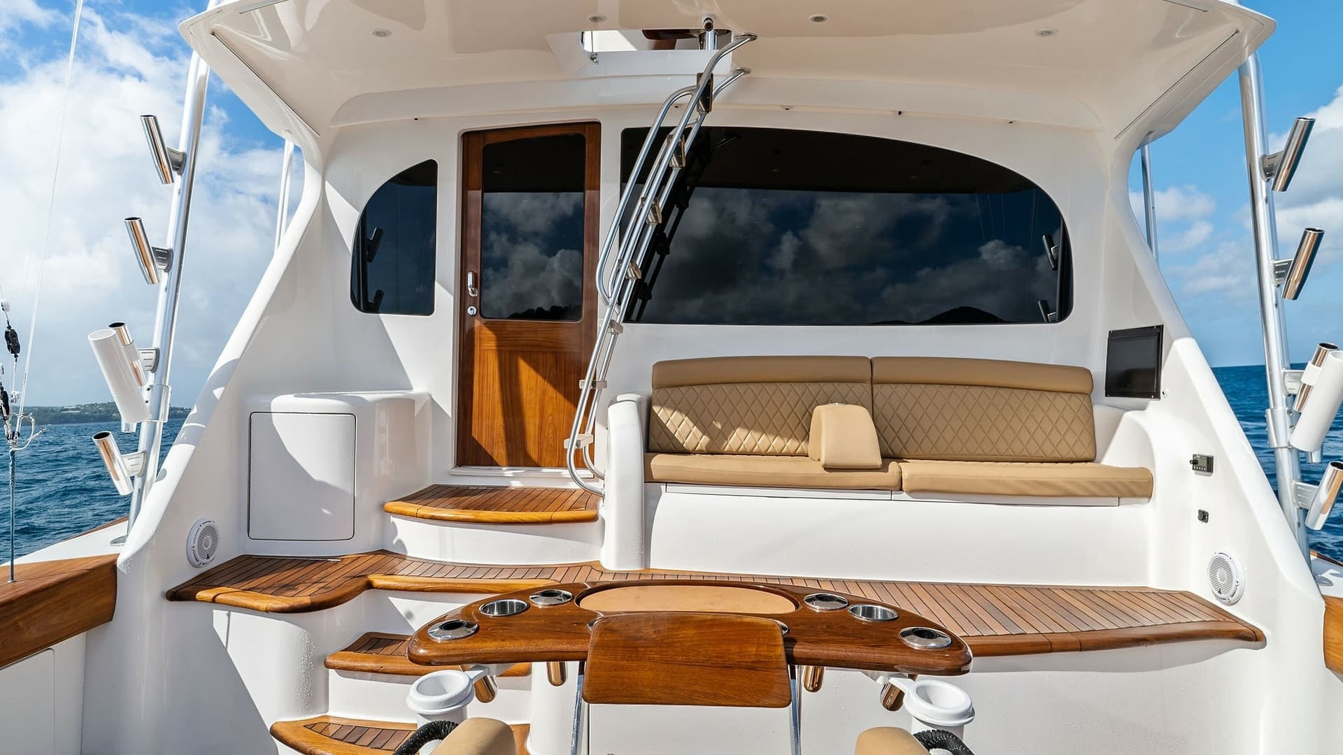 Spacious Aft Deck with Seating
