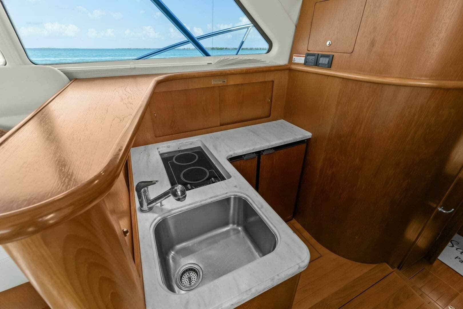 2013 Tiara Yachts 3900 Convertible