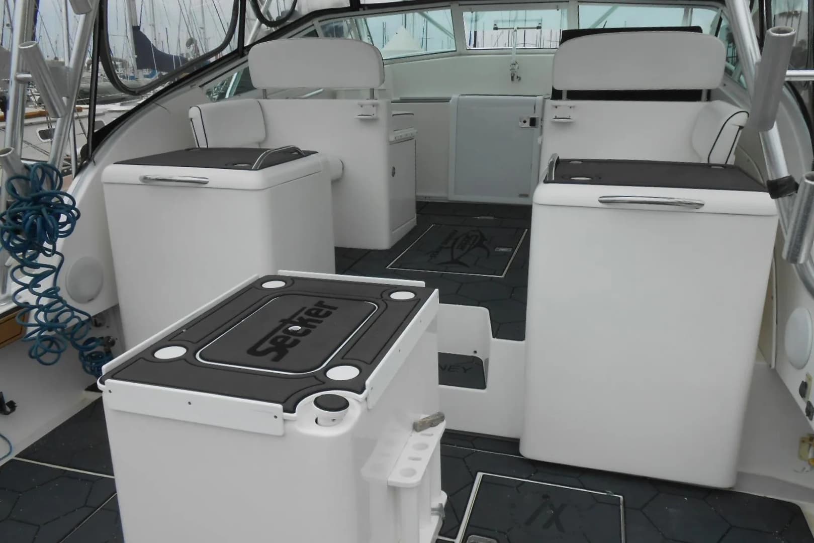 2004 Topaz 32 Express