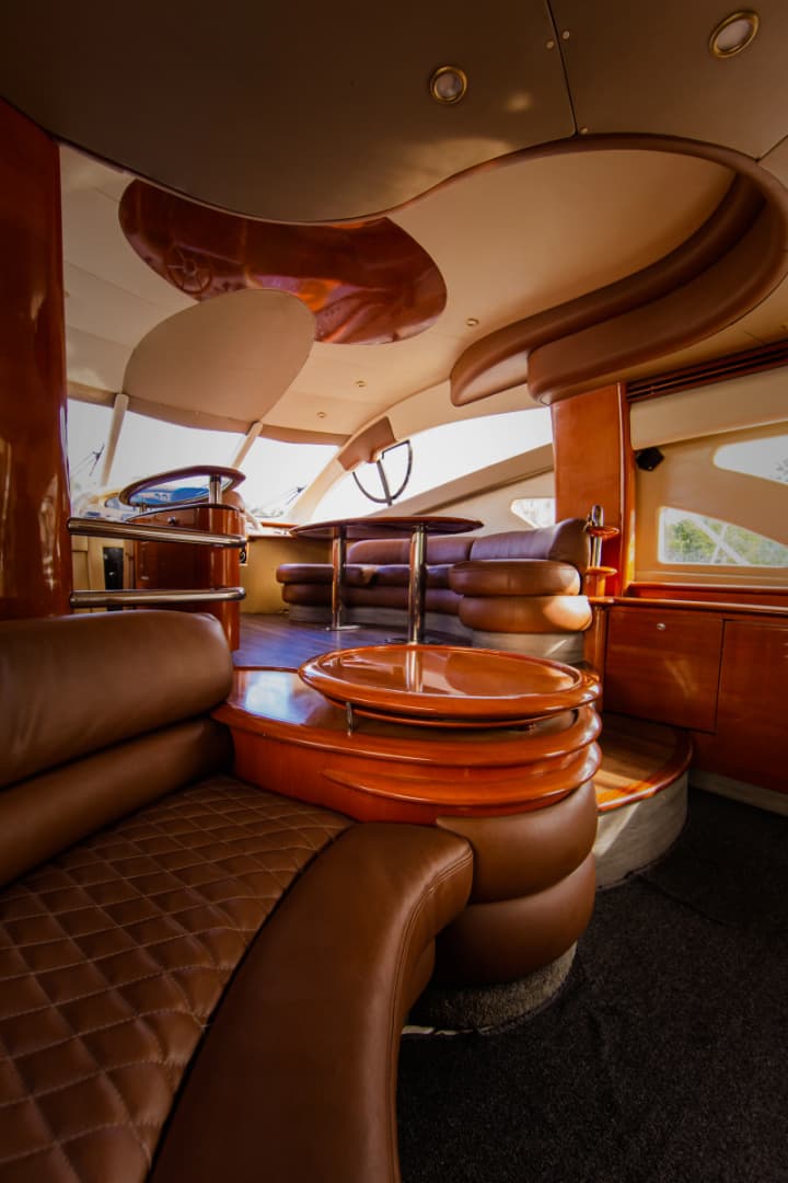 2004 Azimut 55E
