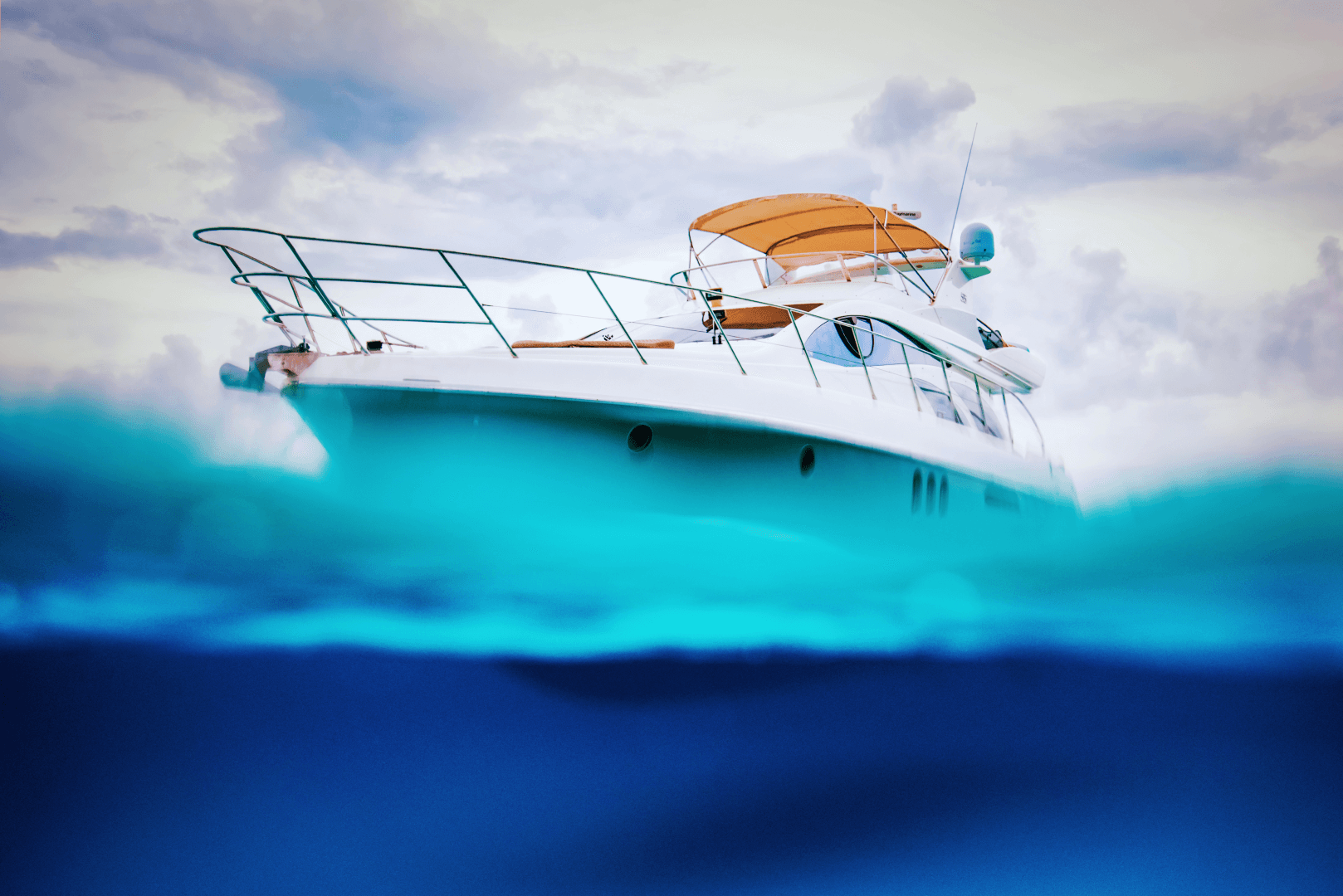 2004 Azimut 55E