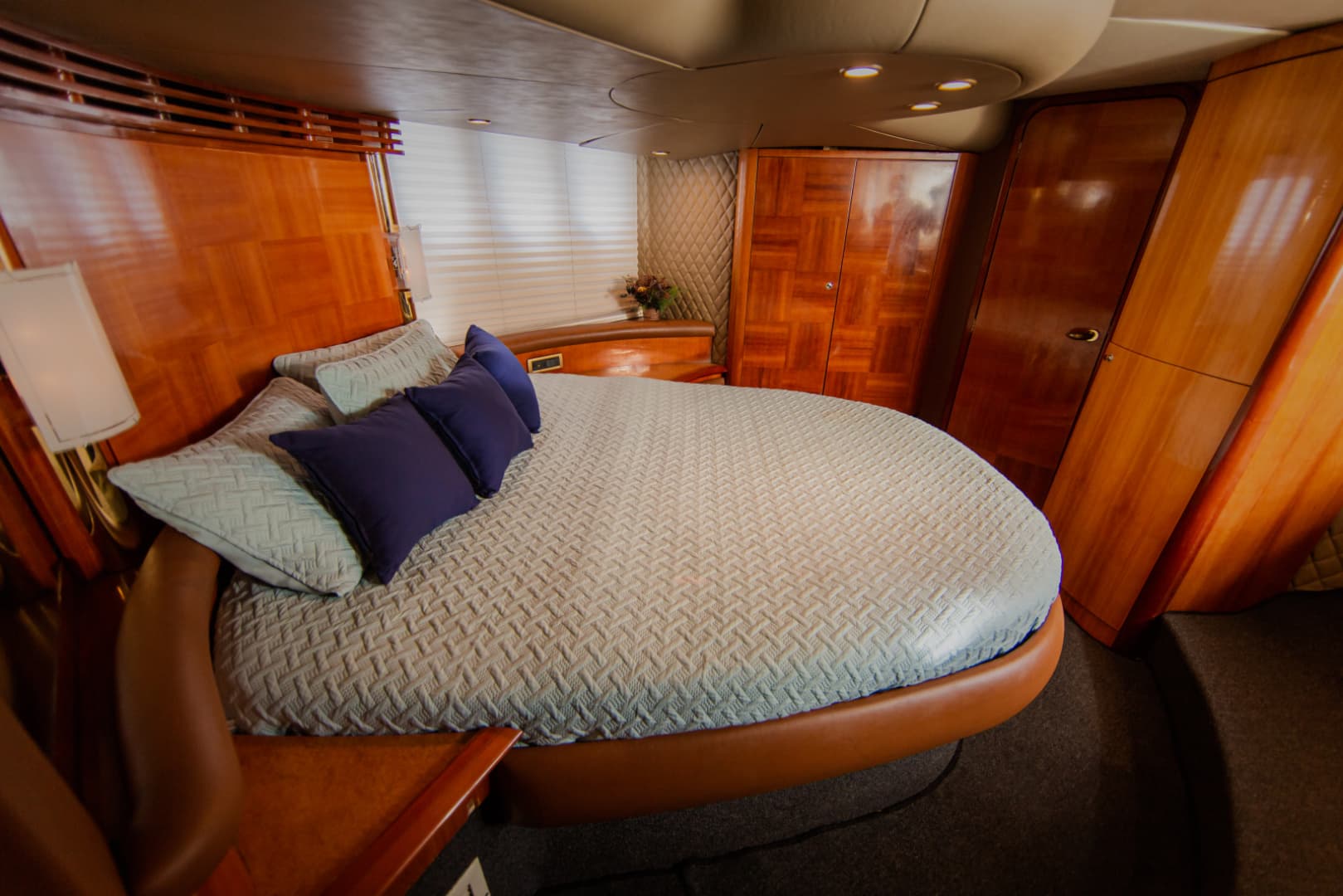 2004 Azimut 55E