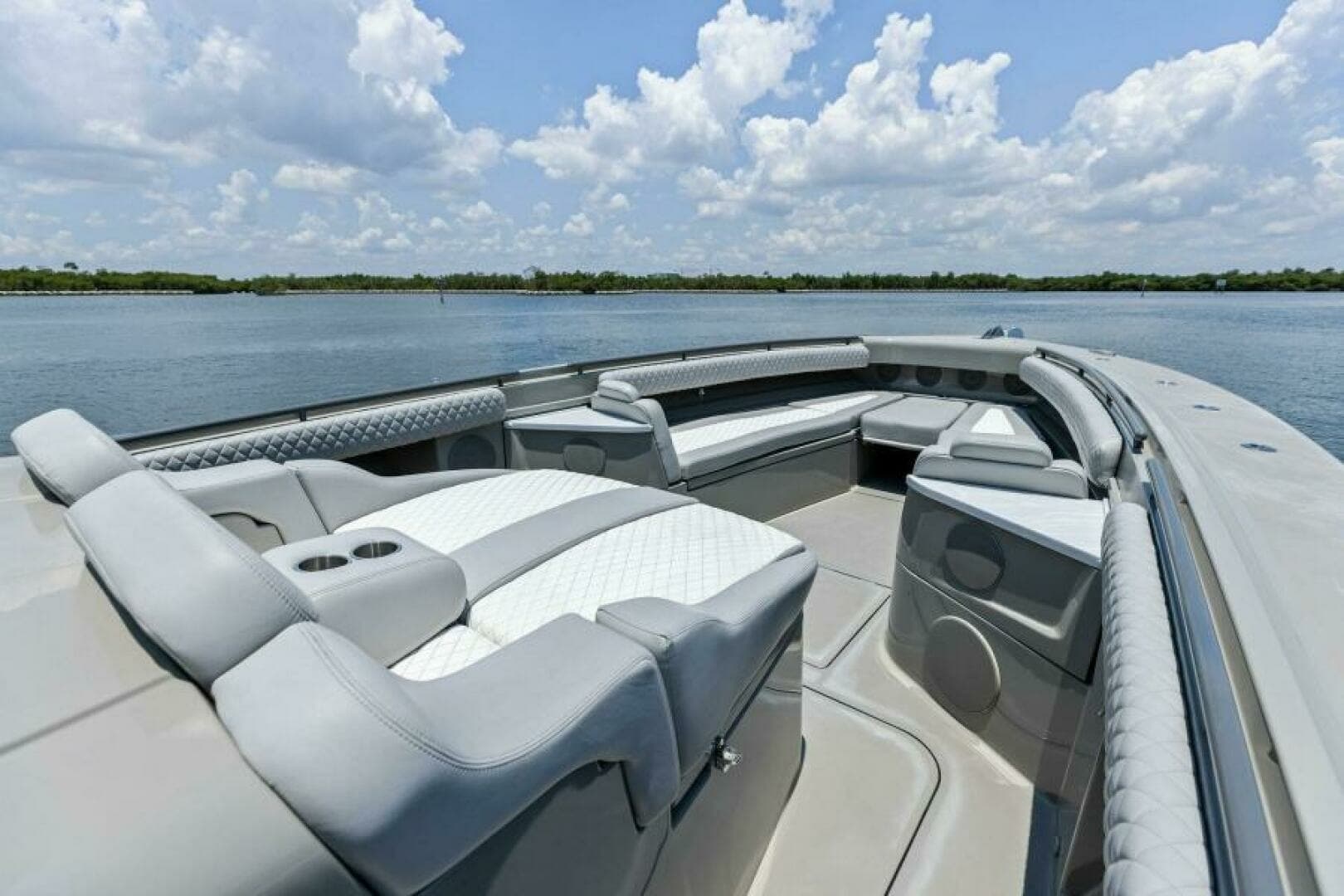 2023 53 HCB Suenos - Cabrera