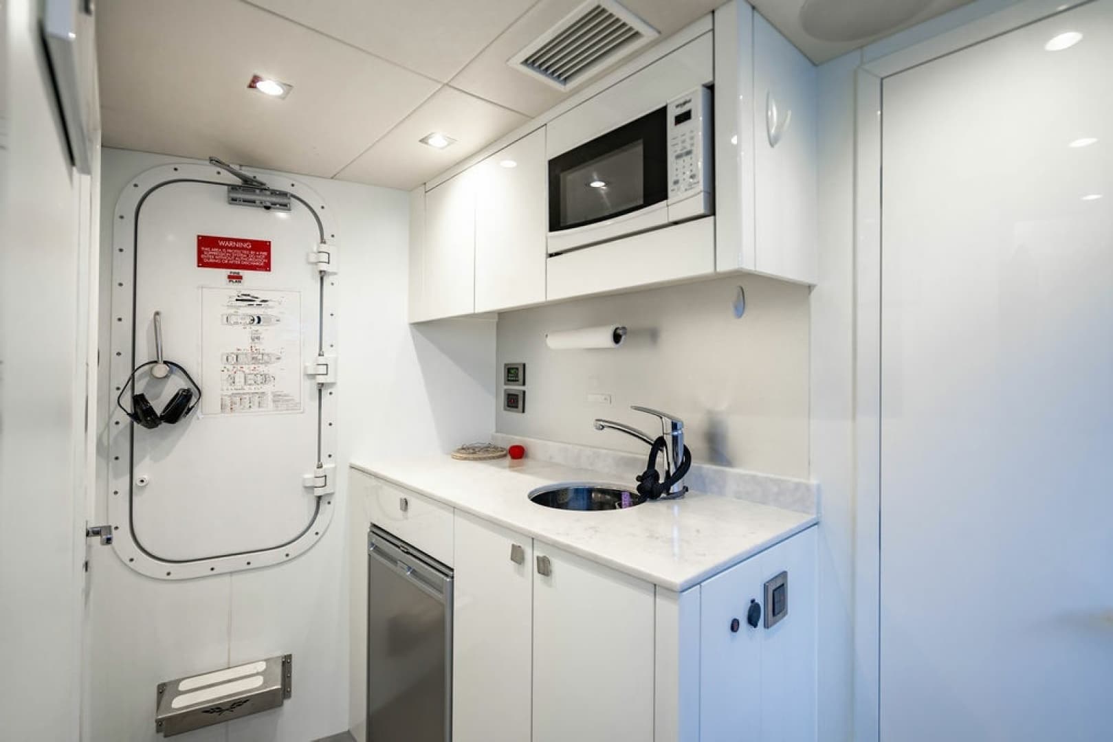 2019 Sunseeker 95 Motor Yacht