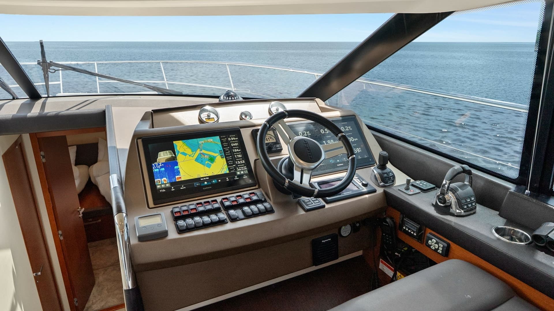 Flybridge Helm Station