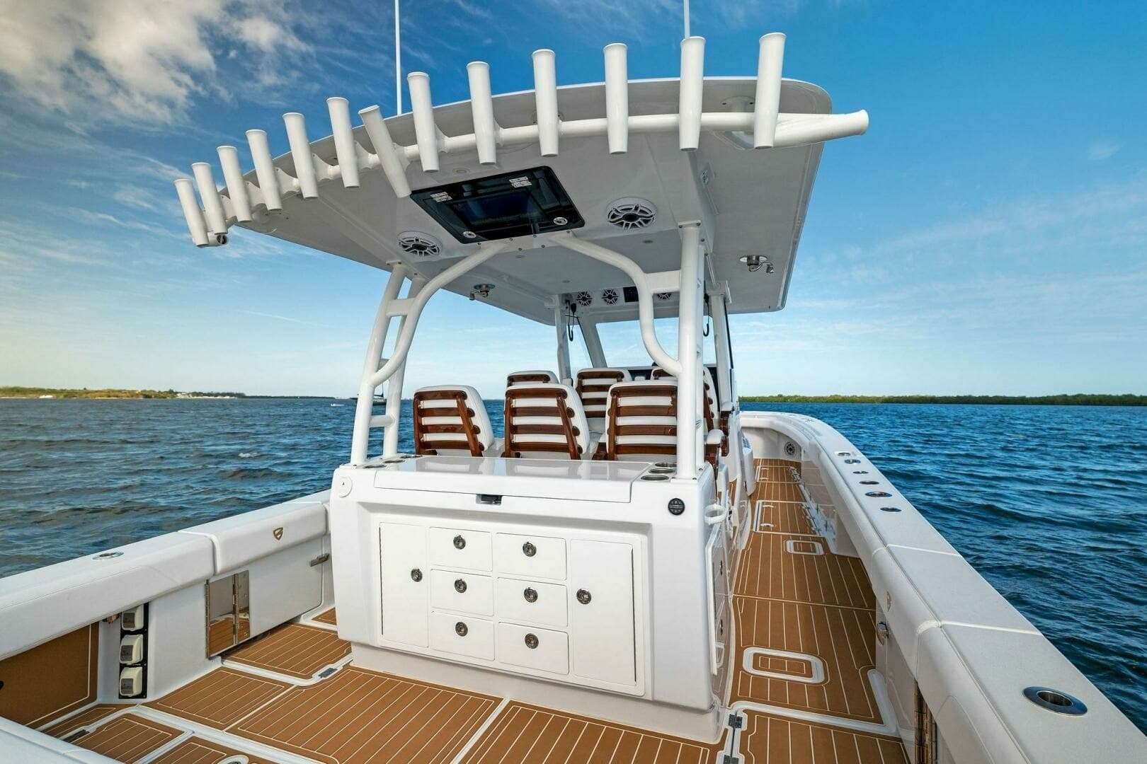 2022 40 Barker Boatworks HPC 