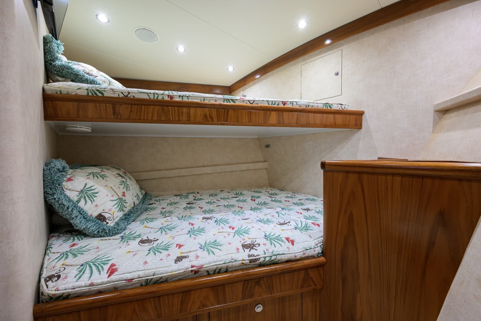 Rybovich 60 SIBONEY - Guest Stateroom Forward