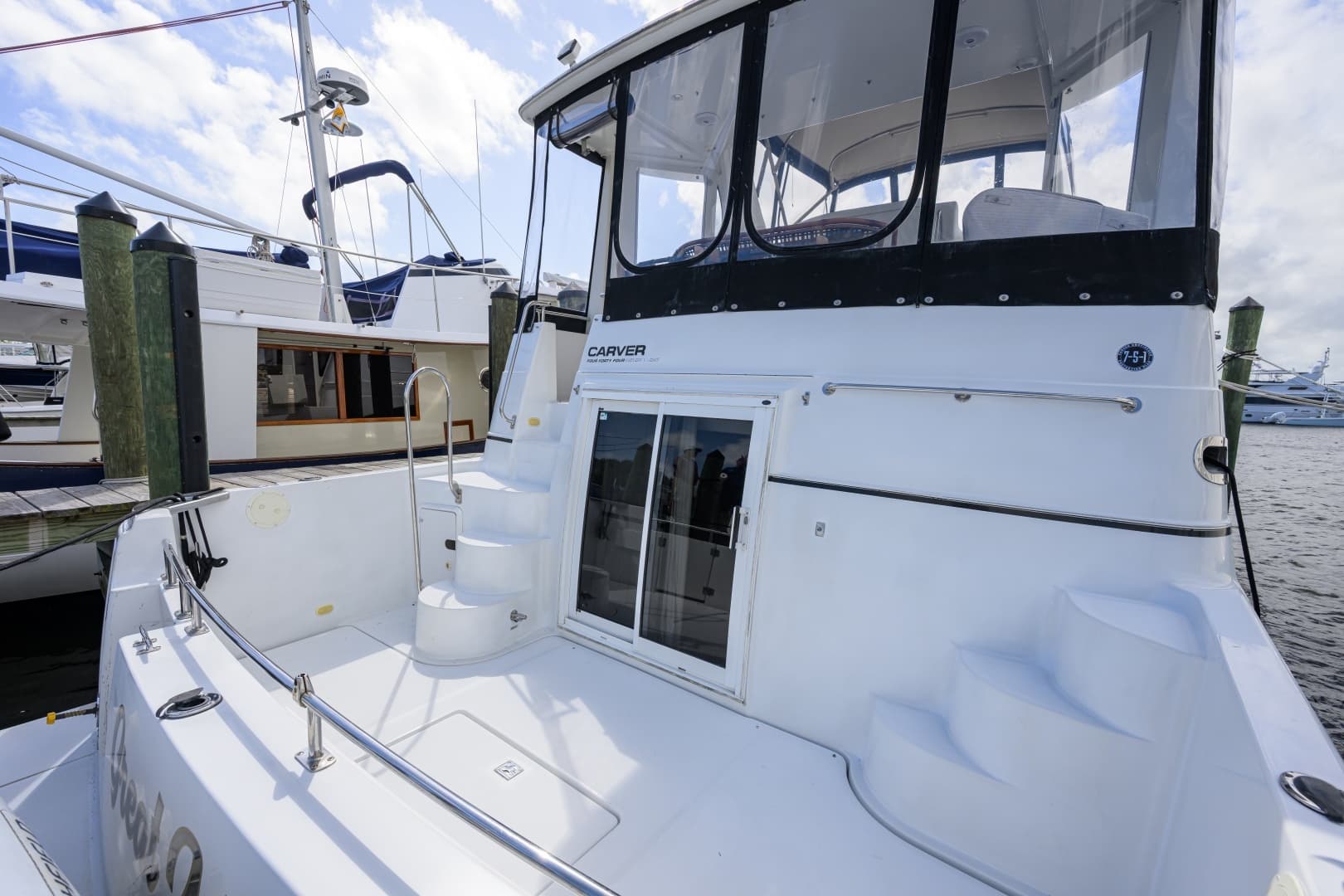 Carver 444 - Great Adventure