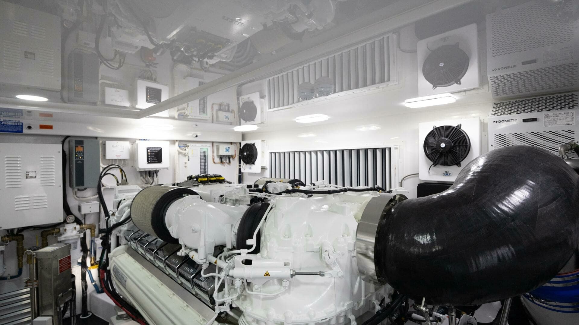 2025 82 Viking Convertible Boujie Engine Room (8)