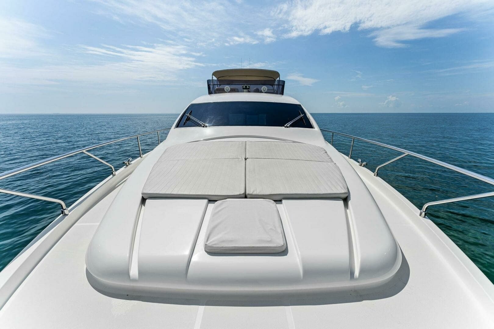 2013 Ferretti Yachts 620 Sun Pad